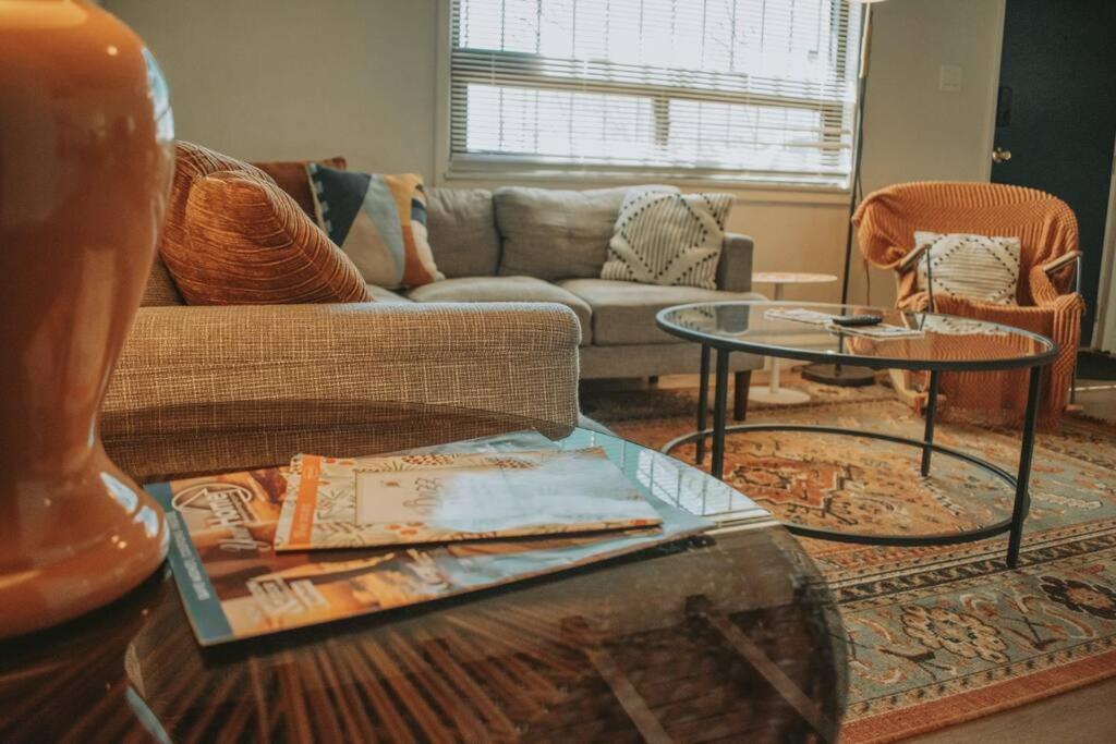 Casa Charleston-3Br-2Bath-Hot Tub-Pet Friendly-No Pet Fees! Villa Albuquerque Exteriör bild