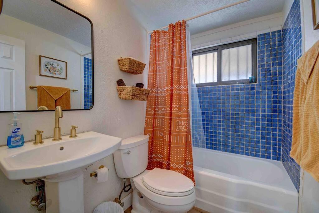 Casa Charleston-3Br-2Bath-Hot Tub-Pet Friendly-No Pet Fees! Villa Albuquerque Exteriör bild