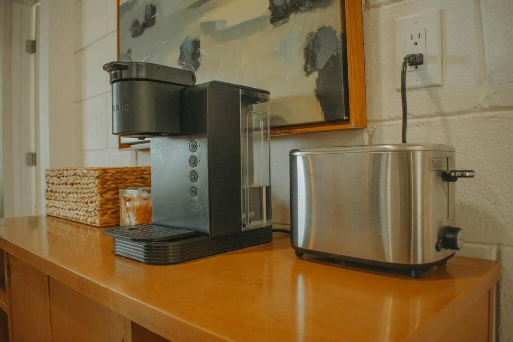 Casa Charleston-3Br-2Bath-Hot Tub-Pet Friendly-No Pet Fees! Villa Albuquerque Exteriör bild