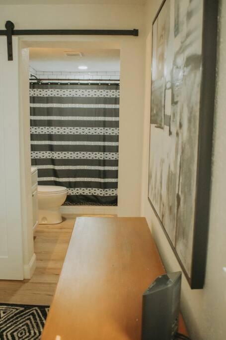 Casa Charleston-3Br-2Bath-Hot Tub-Pet Friendly-No Pet Fees! Villa Albuquerque Exteriör bild